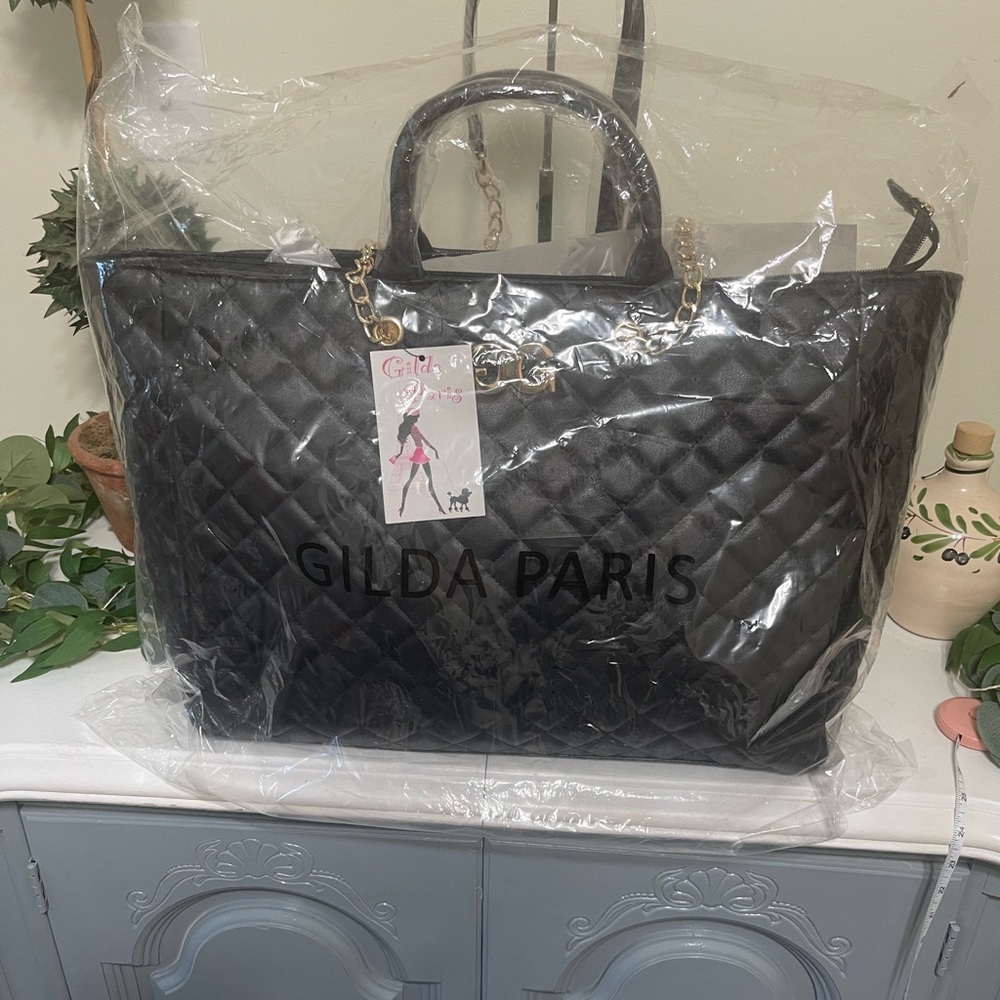 Gilda Paris & City Paris Quilted Handbag NWT